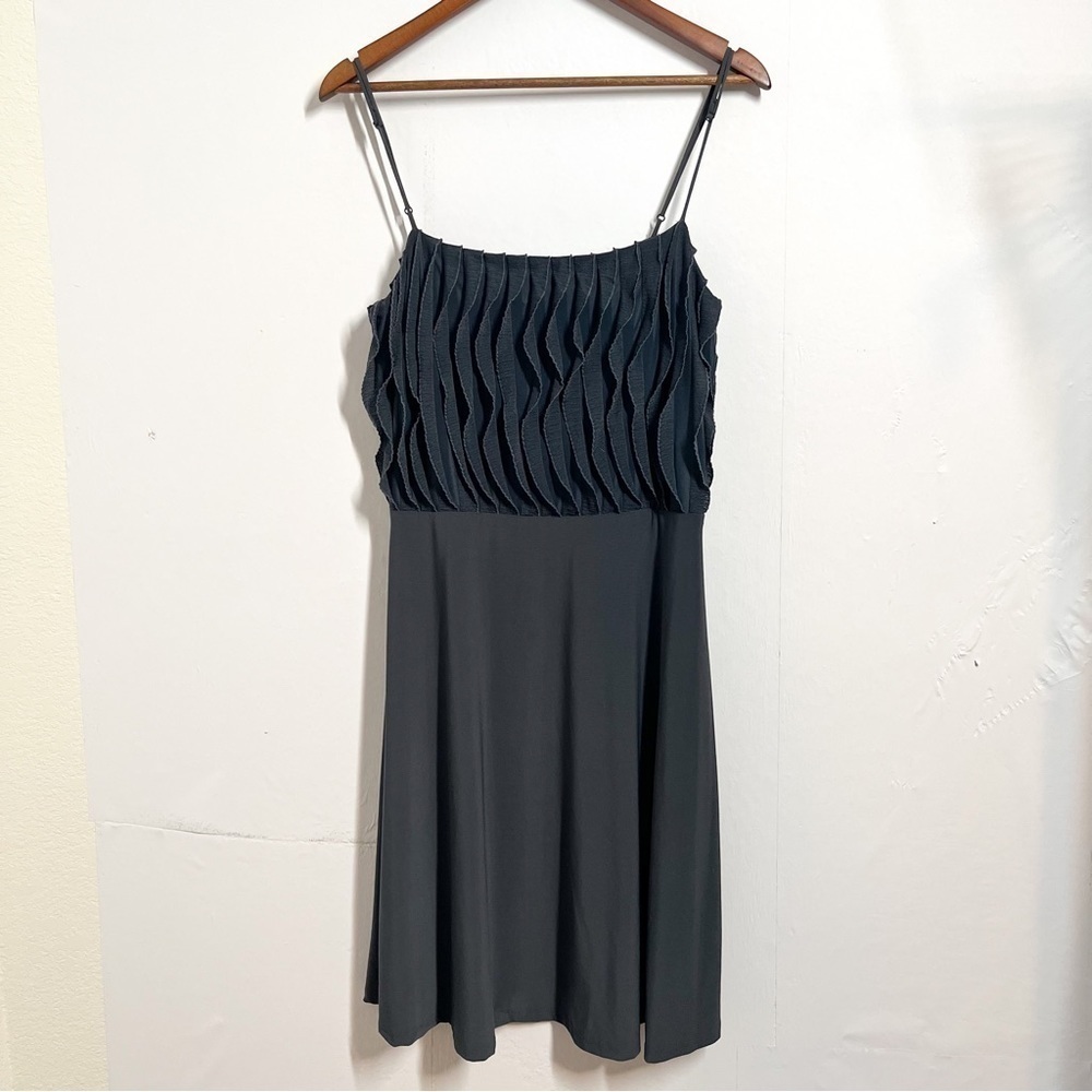 Sharon Max Dress Knee Length Crepe Made in USA Size Large Gray Spaghetti Strap